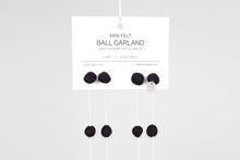 BALL GARLAND