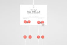 BALL GARLAND