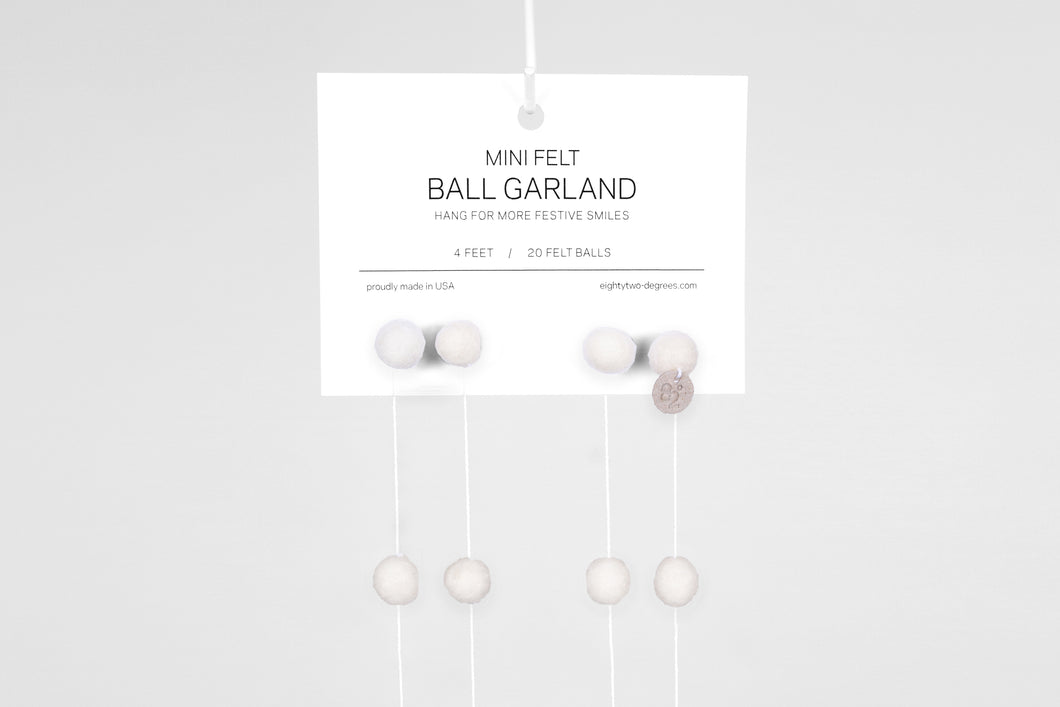 BALL GARLAND