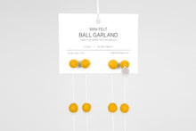 BALL GARLAND