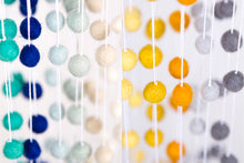BALL GARLAND