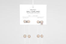 BALL GARLAND