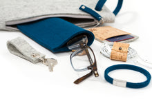 GLASSES SLEEVE