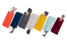 GLASSES SLEEVE