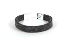 THICK FELT BRACELET