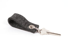 LOOP KEY CHAIN