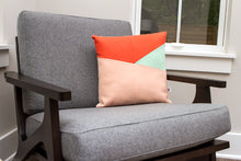 QUILTED PILLOW
