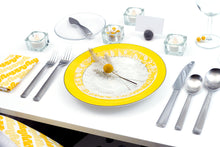 PLACE CARD HOLDER