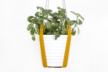 PLANT HANGER