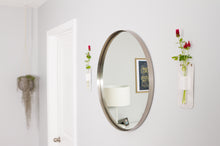 WALL MOUNTED STEM VASE